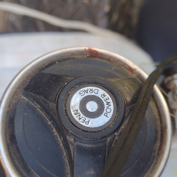 Penn 105 Silver Fishing 🦦 Reel - Picture 3 of 3